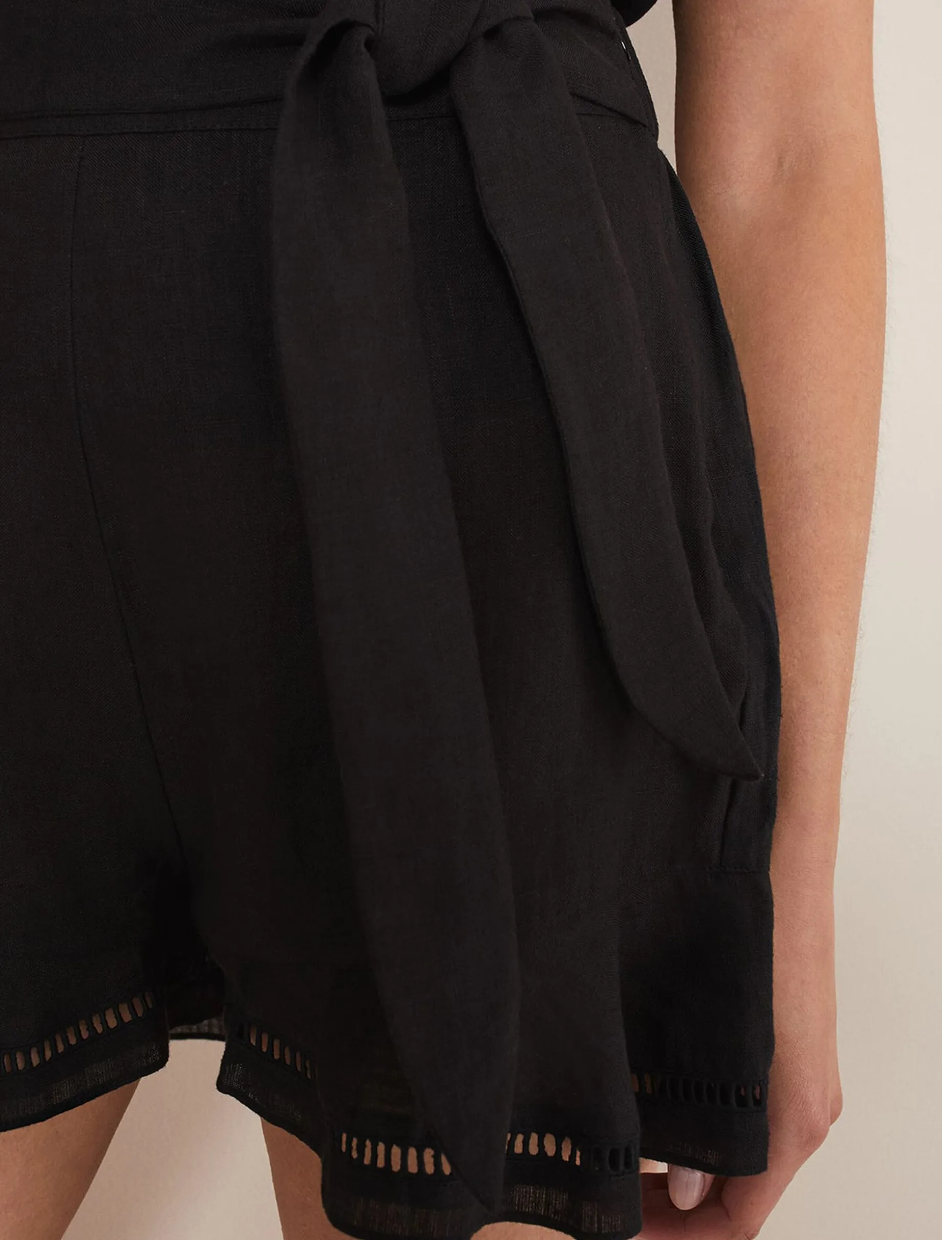 Trousers & Shorts^Phase Eight Allora Cut-Out Hem Shorts Co-Ord Black