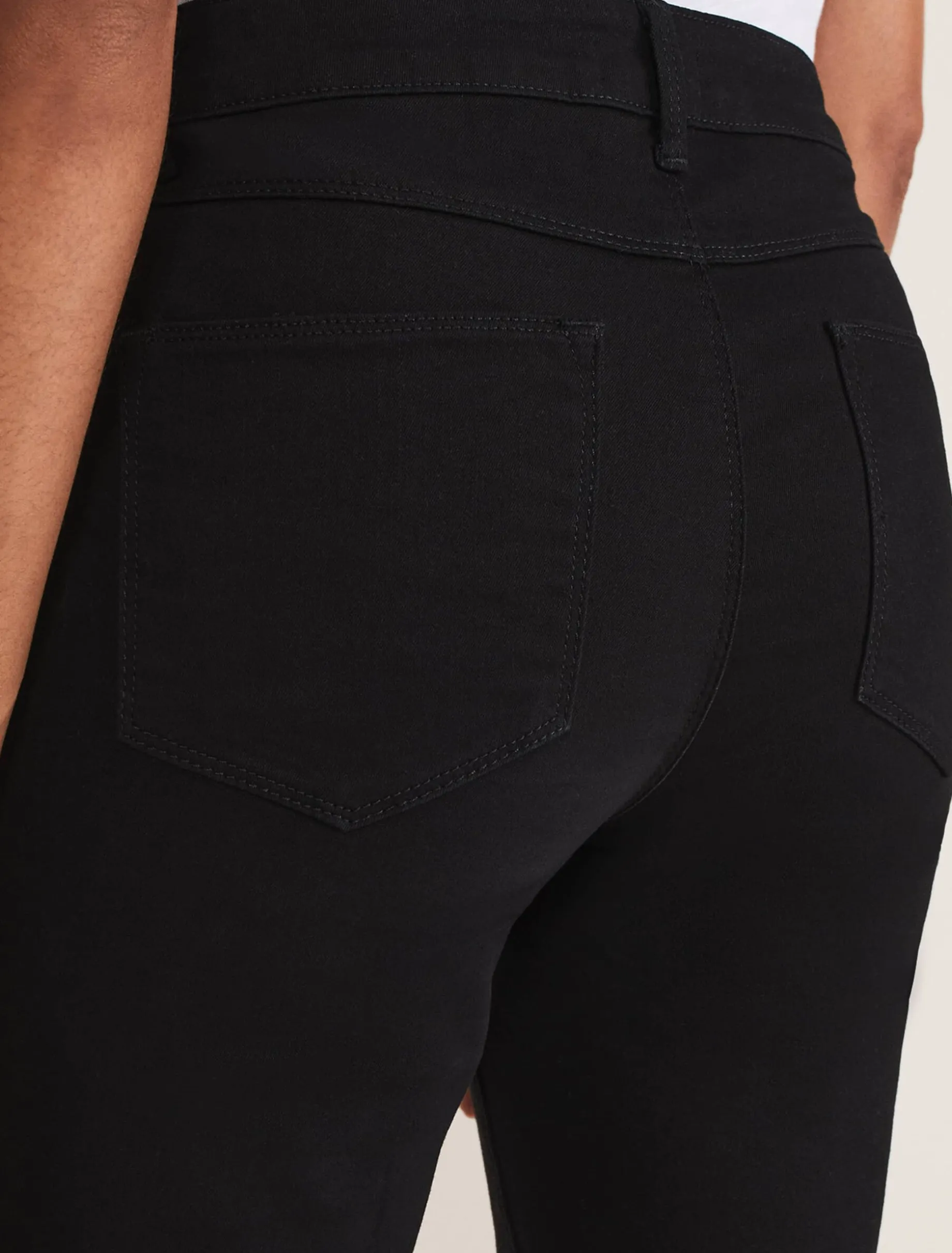 Trousers & Shorts^Phase Eight Ocha Straight Leg Jeans Short Black