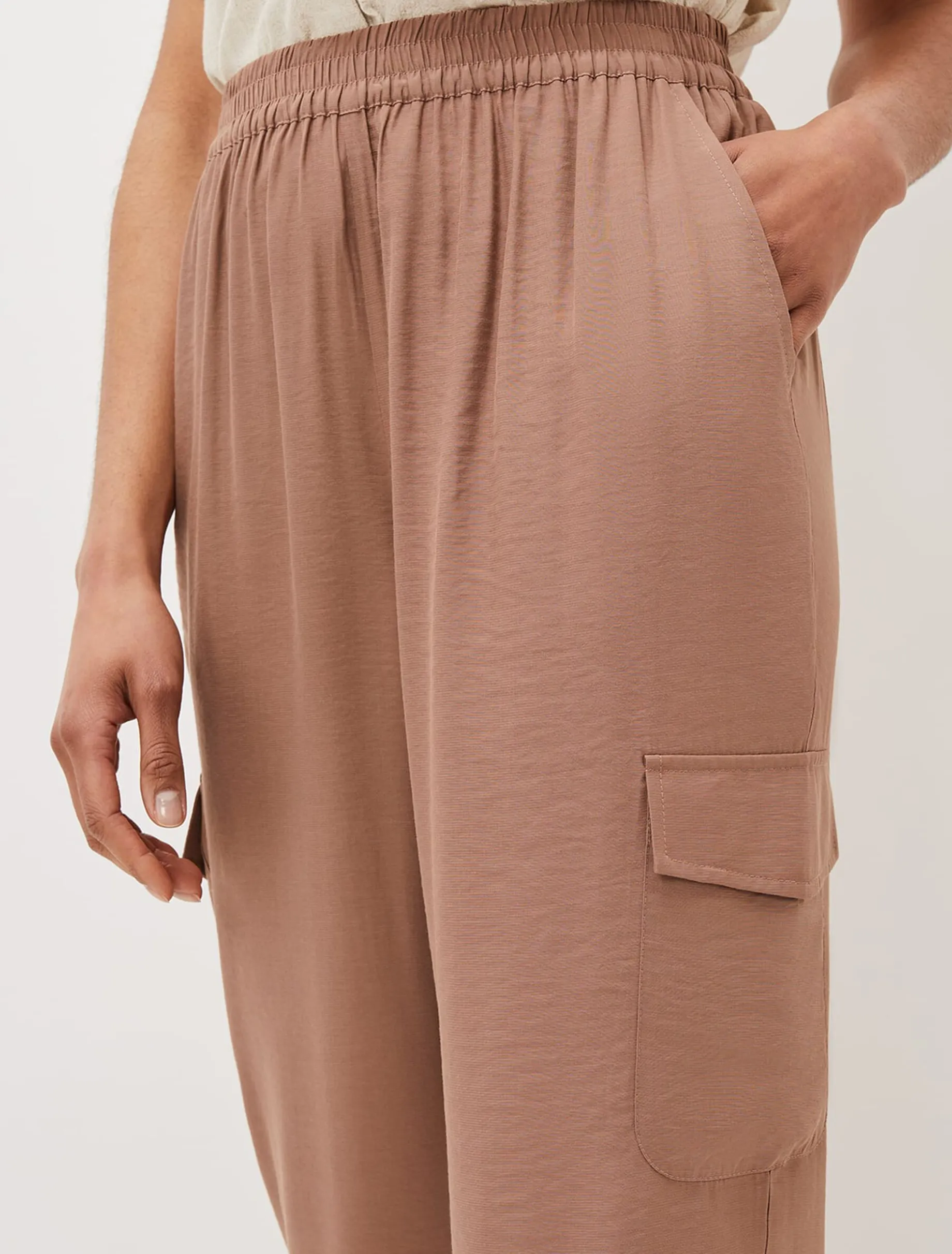 Trousers & Shorts^Phase Eight Rina Utility Jogger Mocha
