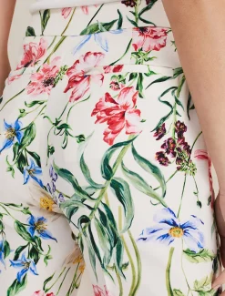 Trousers & Shorts^Phase Eight Ulrica Floral Cigarette Trousers Multi-Coloured